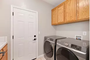 1975 Nushake Way, Manteca, CA 95336 - Photo 16