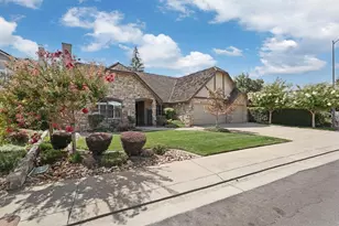 2355 Woodlake Cir, Lodi, CA 95242 - Photo 4