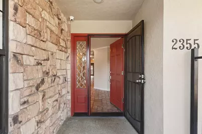 2355 Woodlake Circle, Lodi, CA 95242 - Photo 2