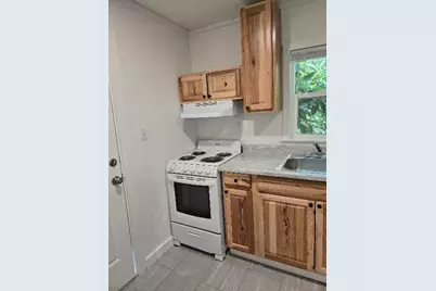 2123 Waldon Street, Redding, CA 96001 - Photo 12