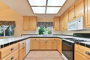735 Live Oak Dr, Angels Camp, CA 95222 - Photo 2