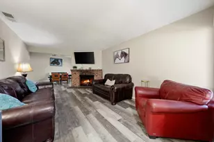 4525 Zachary Way, Sacramento, CA 95842 - Photo 6