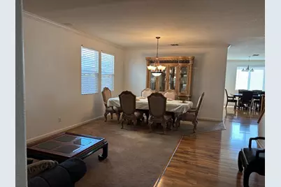 8800 Tiogawoods Drive, Sacramento, CA 95828 - Photo 8