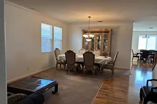 8800 Tiogawoods Dr, Sacramento, CA 95828 - Photo 8