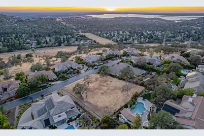 5155 Breese Circle, El Dorado Hills, CA 95762 - Photo 10