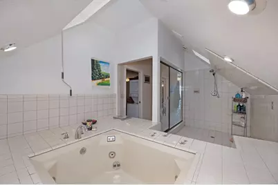 3928 Waynesboro Court, Stockton, CA 95219 - Photo 34