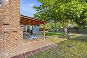 1750 W Alpine Ave, Stockton, CA 95204 - Photo 30