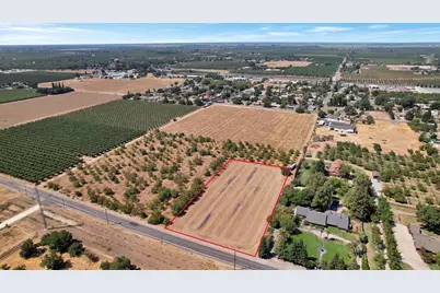 3013 Railroad Avenue, Yuba City, CA 95991 - Photo 1