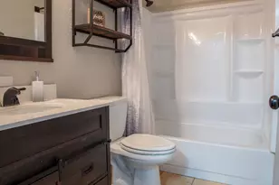 7318 La Tour Dr, Sacramento, CA 95842 - Photo 16