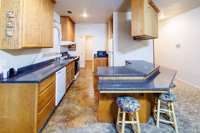 9906 Jackson Road, Oakdale, CA 95361 - Photo 8