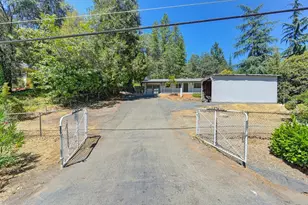 16935 Lake Arthur Rd, Applegate, CA 95703 - Photo 2