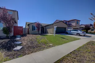 3226 Vermillion Dr, Stockton, CA 95206 - Photo 2