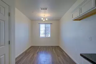 3226 Vermillion Dr, Stockton, CA 95206 - Photo 8