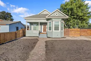 1101 N Harris St, Hanford, CA 93230 - Photo 1