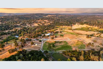 20945 Bear Hollow Road, Grass Valley, CA 95949 - Photo 16