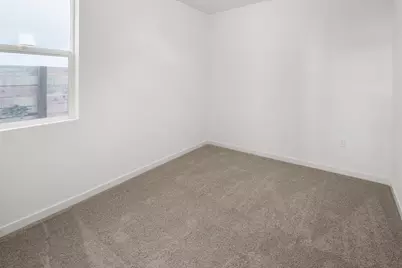 6517 Jacinto Avenue, Sacramento, CA 95823 - Photo 22