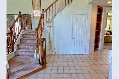 2008 Lakeview Court, Modesto, CA 95355 - Photo 18