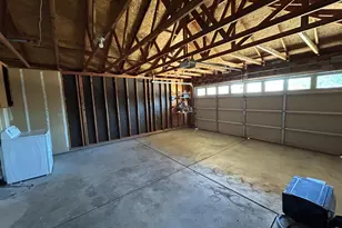 833 E Essex St, Stockton, CA 95204 - Photo 20