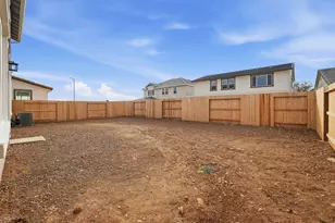 7776 Sikh Ct, Sacramento, CA 95829 - Photo 8