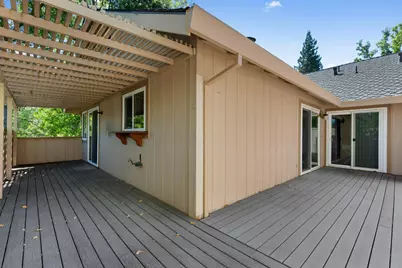 8205 Lash Larue Lane, Citrus Heights, CA 95610 - Photo 12