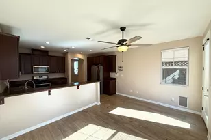 918 Castellona Dr, Newman, CA 95360 - Photo 6