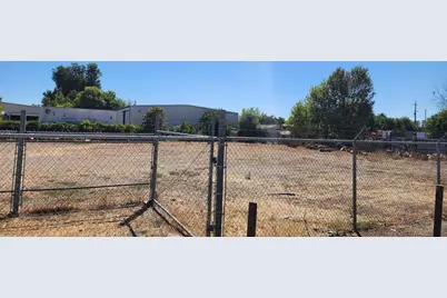 2416 North Avenue, Sacramento, CA 95838 - Photo 2