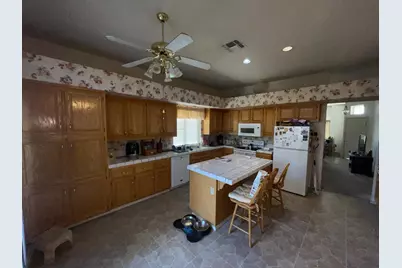 8513 Sheldon North Drive, Elk Grove, CA 95624 - Photo 2