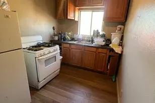 809 S B, Madera, CA 93638 - Photo 14