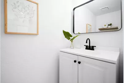 2 Twitter Court, Oakland, CA 94619 - Photo 24