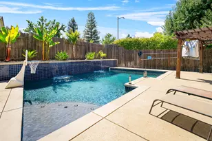 1223 Zinfandel Dr, Roseville, CA 95747 - Photo 1
