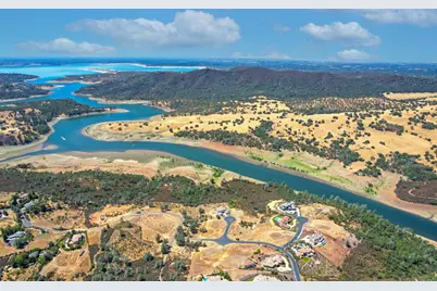 7828 Watermark Place, El Dorado Hills, CA 95762 - Photo 4