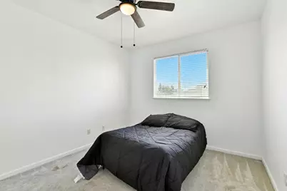 9452 Lyndley Plaza Way, Elk Grove, CA 95624 - Photo 26