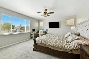 9452 Lyndley Plaza Way, Elk Grove, CA 95624 - Photo 28