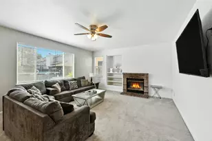 9452 Lyndley Plaza Way, Elk Grove, CA 95624 - Photo 12