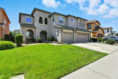 9452 Lyndley Plaza Way, Elk Grove, CA 95624 - Photo 1