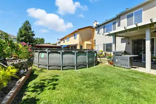 9452 Lyndley Plaza Way, Elk Grove, CA 95624 - Photo 50