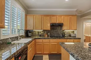 6439 Brook Hollow Cir, Stockton, CA 95219 - Photo 12