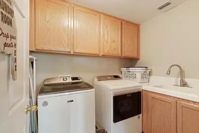 6439 Brook Hollow Circle, Stockton, CA 95219 - Photo 32