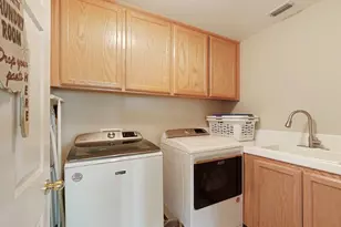 6439 Brook Hollow Cir, Stockton, CA 95219 - Photo 32