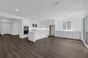 10327 Evangaline Wy, Elk Grove, CA 95757 - Photo 2