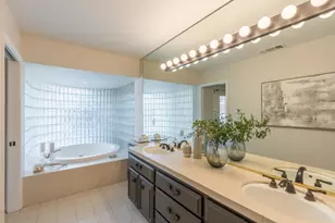 2500 Van Hoeks Cir, Modesto, CA 95356 - Photo 6