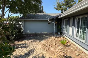 9125 Trujillo Way, Sacramento, CA 95826 - Photo 74