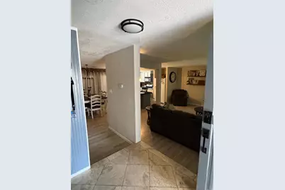 9125 Trujillo Way, Sacramento, CA 95826 - Photo 10