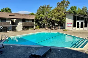 1457 Marchbanks Dr, Walnut Creek, CA 94598 - Photo 6