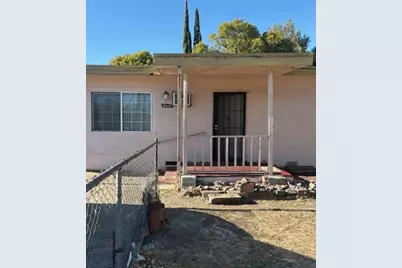 864 W 5th Street, Stockton, CA 95206 - Photo 1
