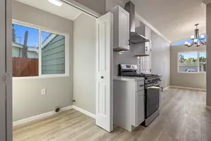 2351 Del Rio Dr, Stockton, CA 95204 - Photo 16