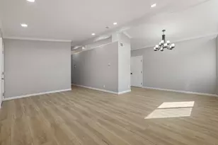 2351 Del Rio Dr, Stockton, CA 95204 - Photo 12