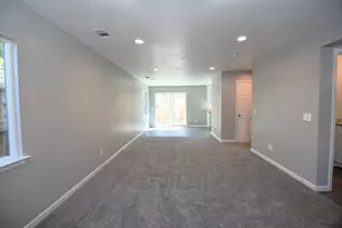 570 Jason Dr, Turlock, CA 95380 - Photo 6
