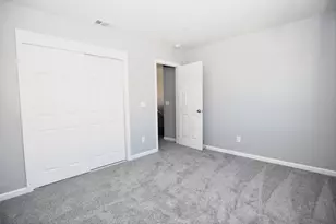 570 Jason Dr, Turlock, CA 95380 - Photo 14