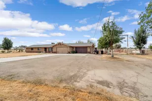 30550 Ave 20 1/2, Madera, CA 93638 - Photo 2